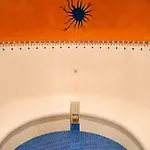 Large With Sauna,