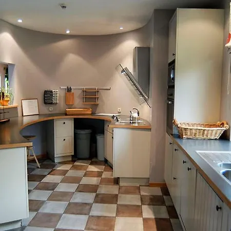 Large With Sauna, Βίλα